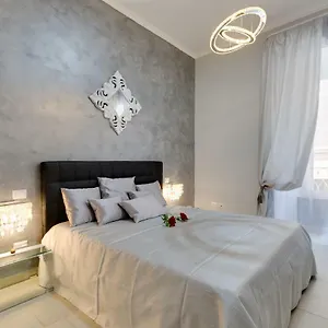 Apartament New In! Sophie At Colosseum, Rzym